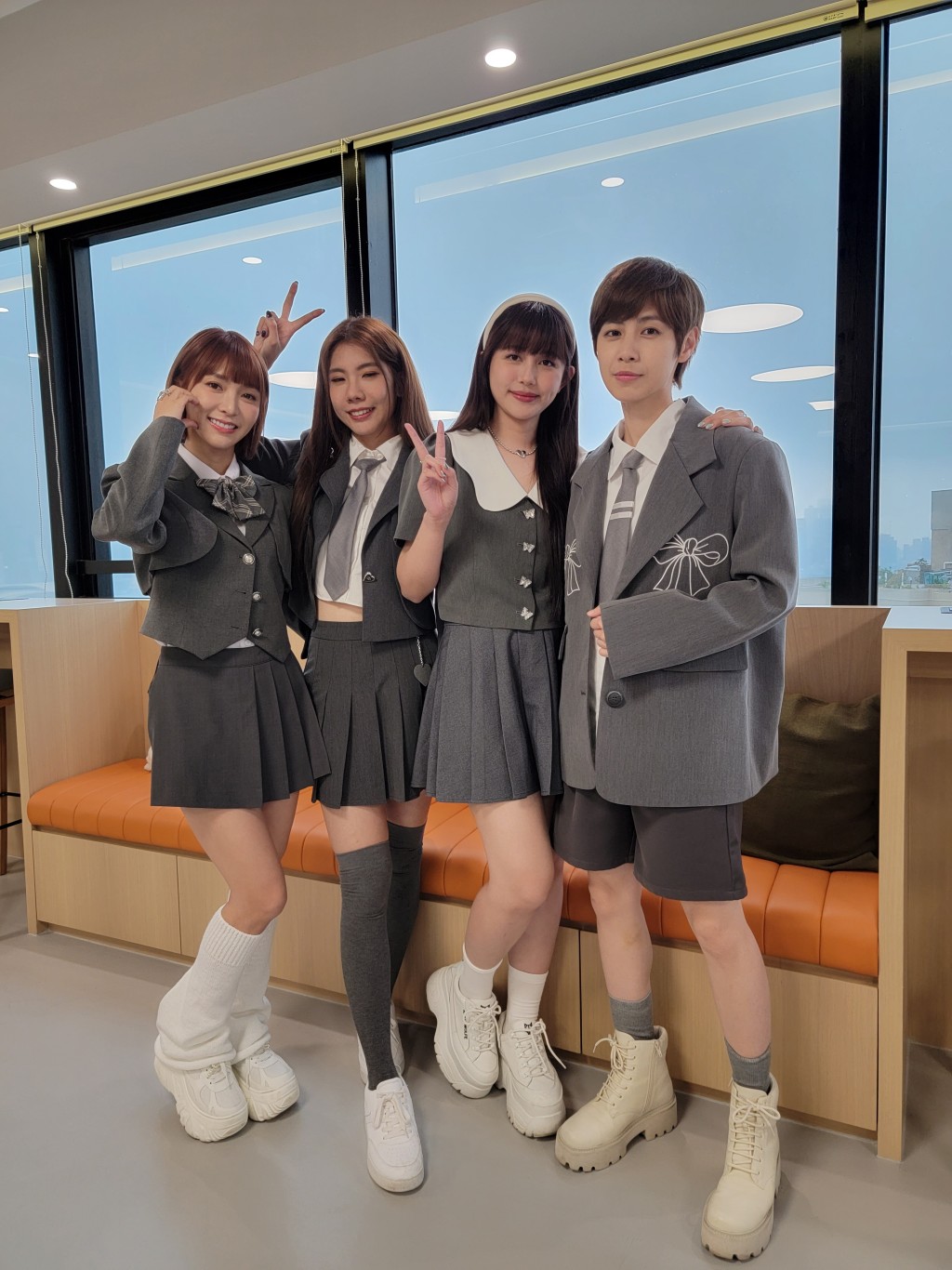 魏嘉瑩是台灣創作女團「BOOM!怪物星人」的核心成員之一。