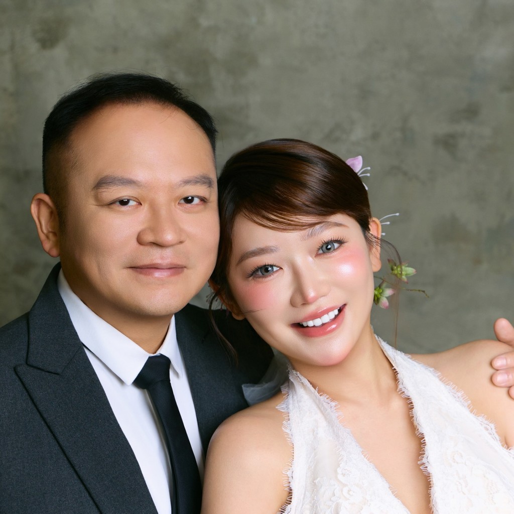 程美段當時因懷孕而結婚。