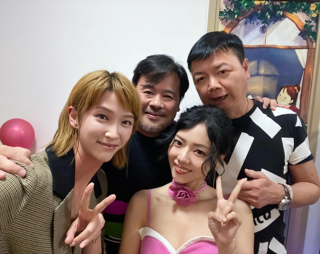 陳熹潼不時在抖音開直播,並獲艾威、韋家雄及蔣祖曼等好友支持。
