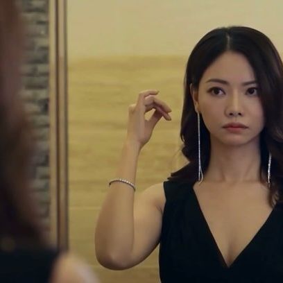 陳熹潼曾參演劇集《再見.枕邊人》。