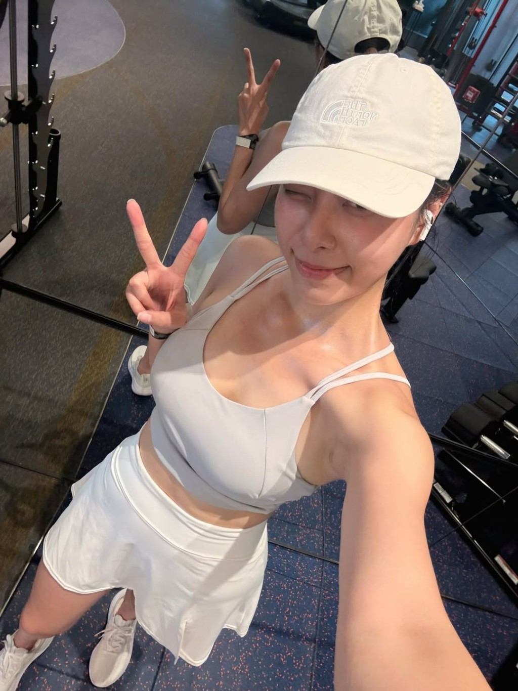 俞可程是東張性感女神。